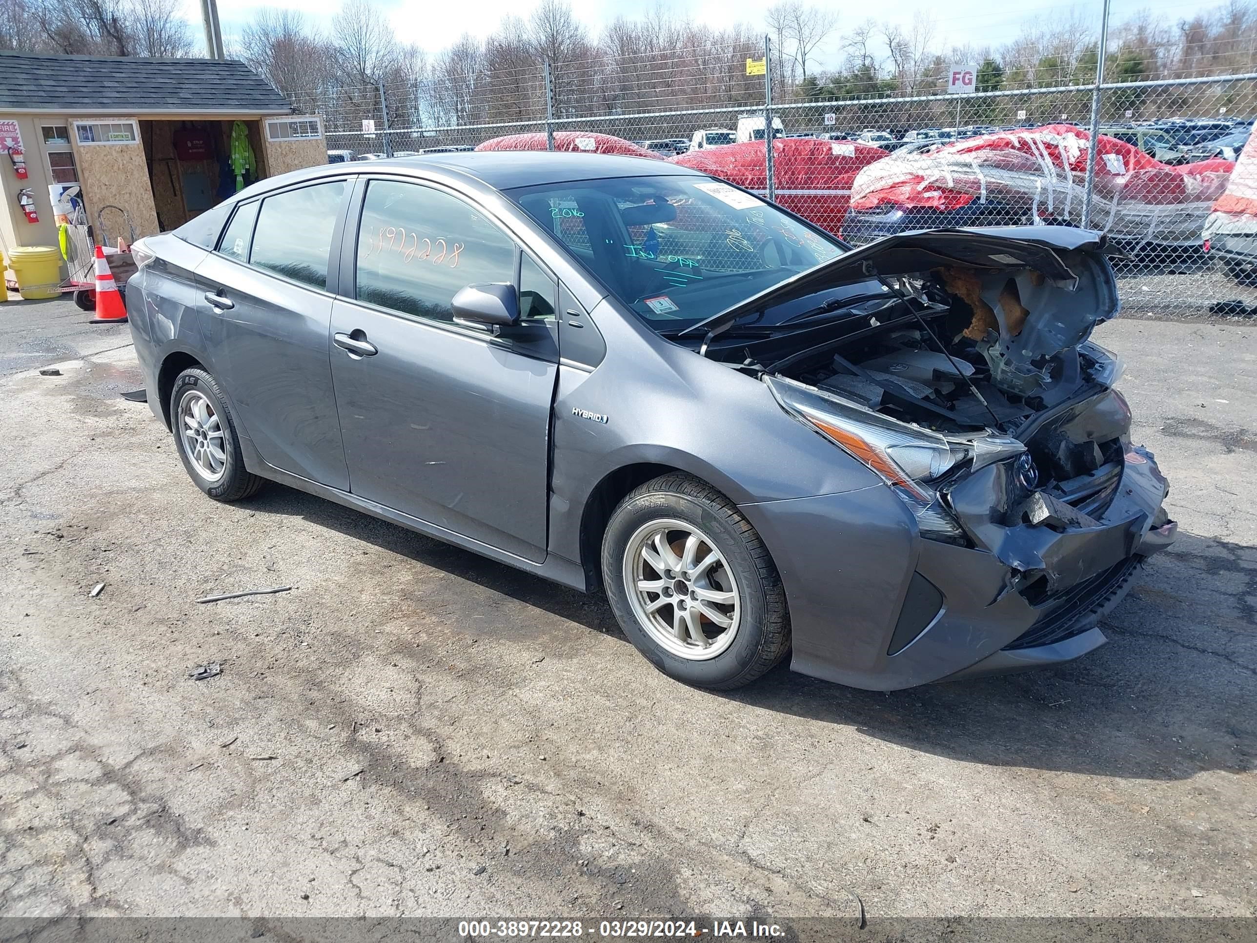 TOYOTA PRIUS 2016 jtdkbrfuxg3008942