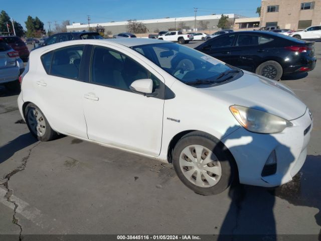 TOYOTA PRIUS C 2012 jtdkdtb30c1517917