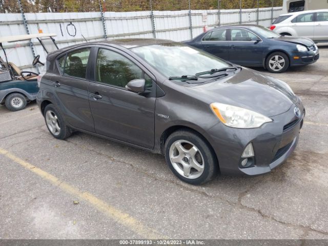 TOYOTA PRIUS C 2013 jtdkdtb30d1038348