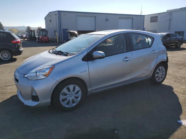 TOYOTA PRIUS C 2013 jtdkdtb30d1049737