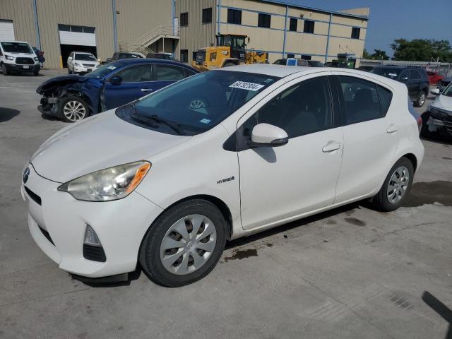 TOYOTA PRIUS C 2013 jtdkdtb30d1550515