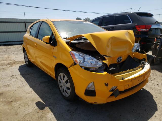 TOYOTA PRIUS C 2014 jtdkdtb30e1081430