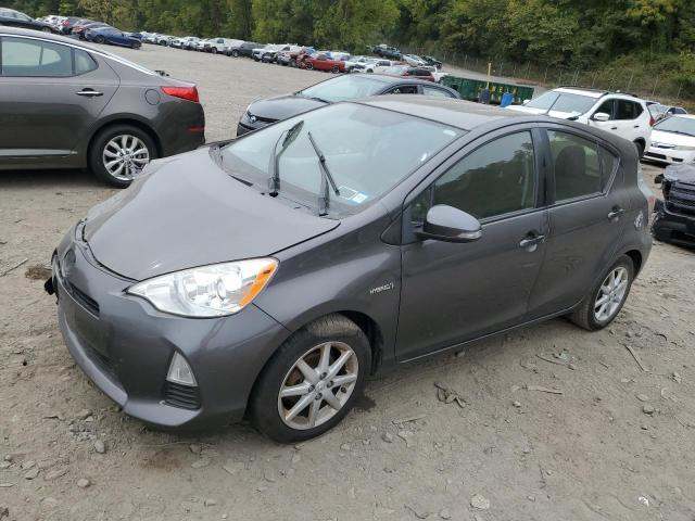 TOYOTA PRIUS C 2014 jtdkdtb30e1568563