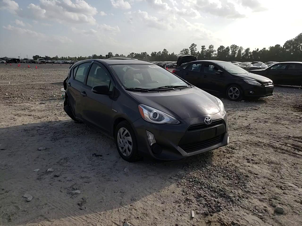 TOYOTA PRIUS C 2015 jtdkdtb30f1101063