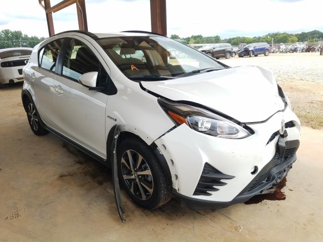 TOYOTA PRIUS C 2018 jtdkdtb30j1603712