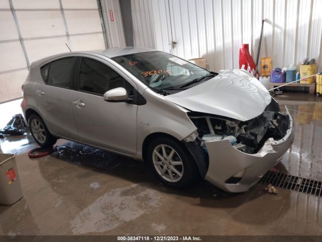 TOYOTA PRIUS C 2012 jtdkdtb31c1005521