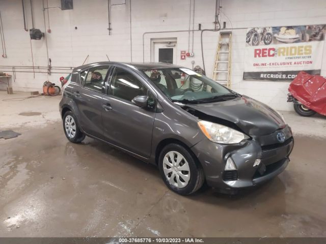 TOYOTA PRIUS C 2012 jtdkdtb31c1514105