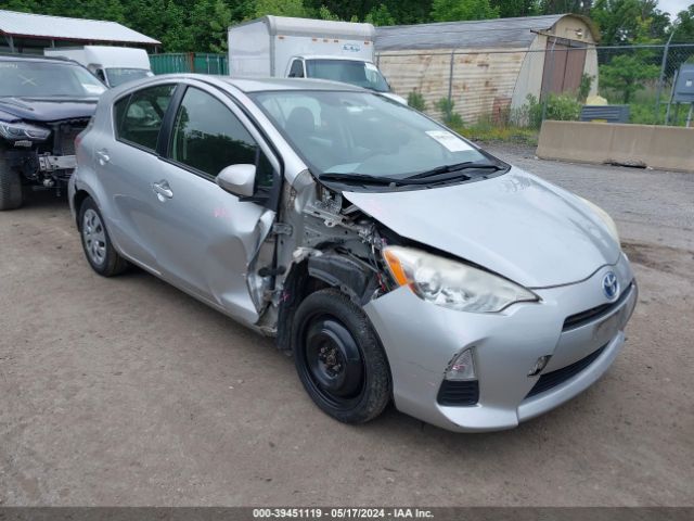 TOYOTA PRIUS C 2012 jtdkdtb31c1520731