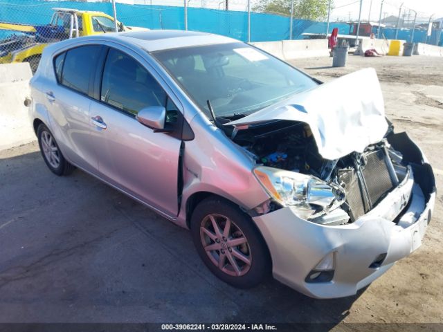 TOYOTA PRIUS C 2013 jtdkdtb31d1036091