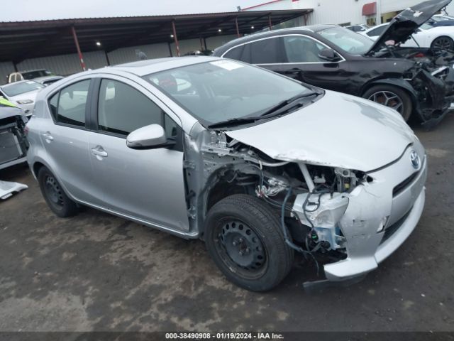 TOYOTA PRIUS C 2013 jtdkdtb31d1041338