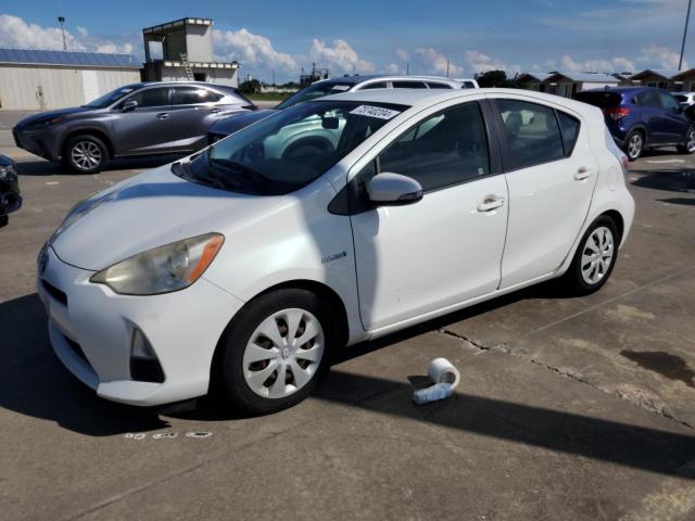 TOYOTA PRIUS C 2013 jtdkdtb31d1537918