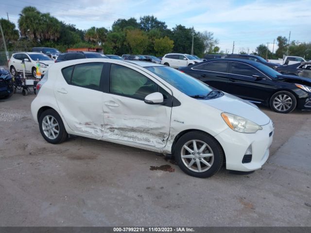 TOYOTA PRIUS C 2013 jtdkdtb31d1544013