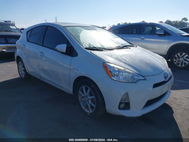 TOYOTA PRIUS C 2014 jtdkdtb31e1075698