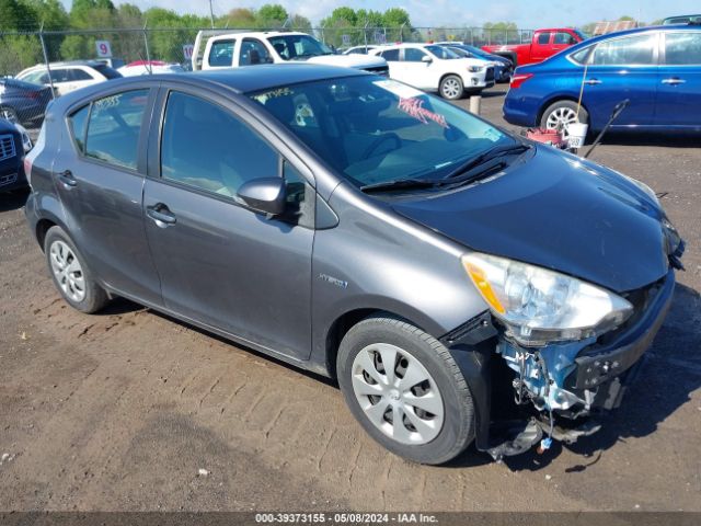 TOYOTA PRIUS C 2014 jtdkdtb31e1083638