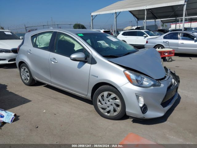 TOYOTA PRIUS C 2015 jtdkdtb31f1104845