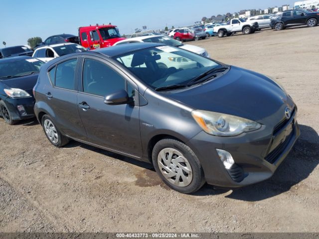 TOYOTA PRIUS C 2016 jtdkdtb31g1116429