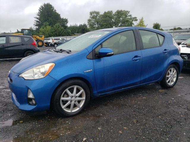 TOYOTA PRIUS C 2013 jtdkdtb32d1034706