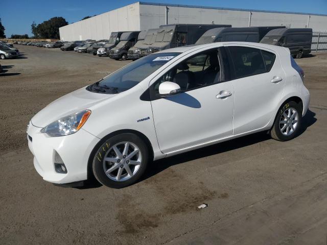 TOYOTA PRIUS C 2013 jtdkdtb32d1042398