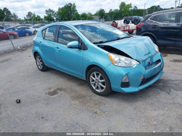 TOYOTA PRIUS C 2013 jtdkdtb32d1043390