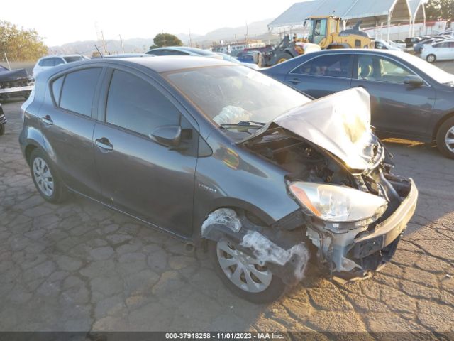 TOYOTA PRIUS C 2013 jtdkdtb32d1545946