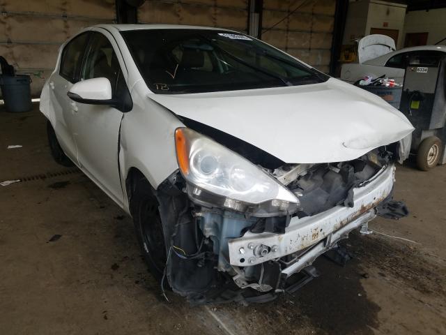 TOYOTA PRIUS C 2014 jtdkdtb32e1558181