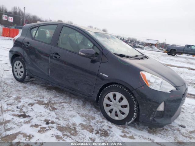 TOYOTA PRIUS C 2014 jtdkdtb32e1559735