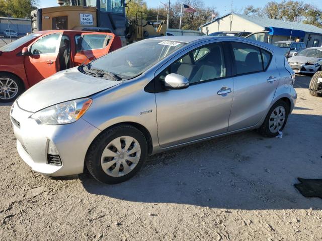 TOYOTA PRIUS C 2014 jtdkdtb32e1560156