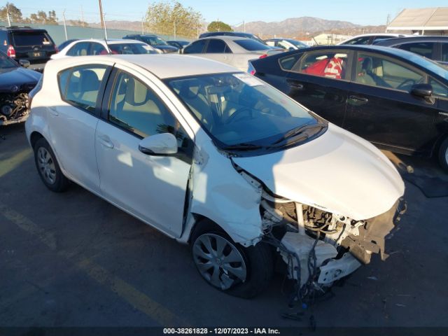 TOYOTA PRIUS C 2014 jtdkdtb32e1562697