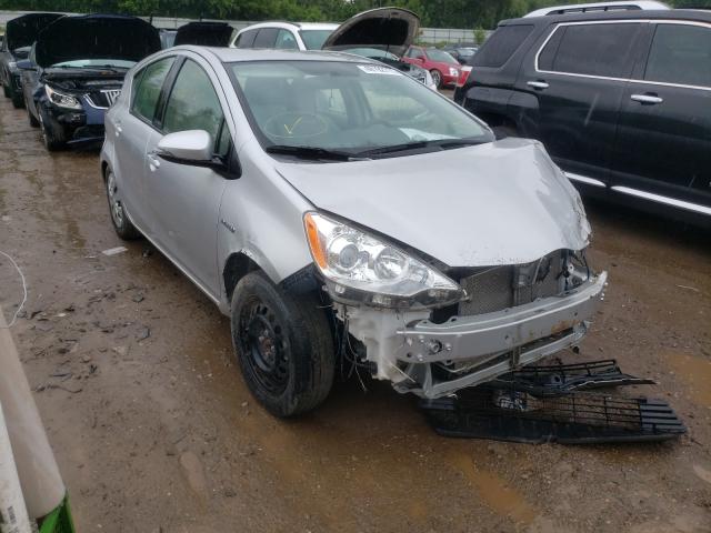 TOYOTA PRIUS C 2014 jtdkdtb32e1566023