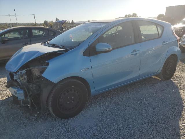 TOYOTA PRIUS C 2016 jtdkdtb32g1119386