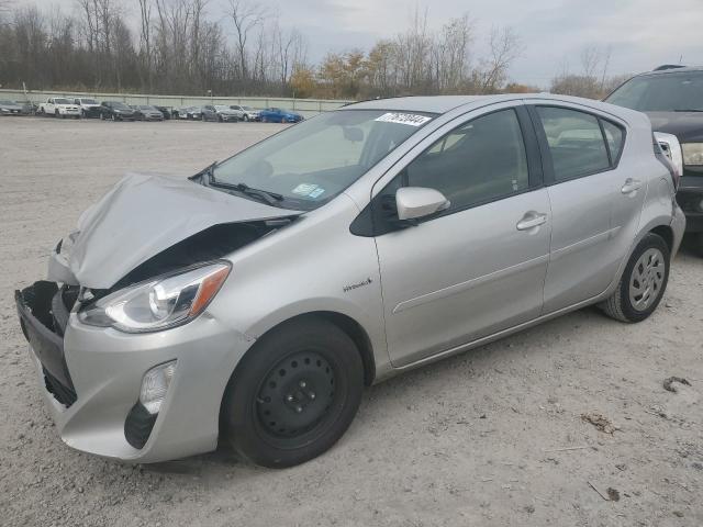 TOYOTA PRIUS C 2016 jtdkdtb32g1121025