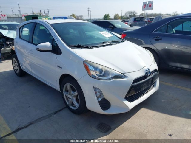 TOYOTA PRIUS C 2016 jtdkdtb32g1135927