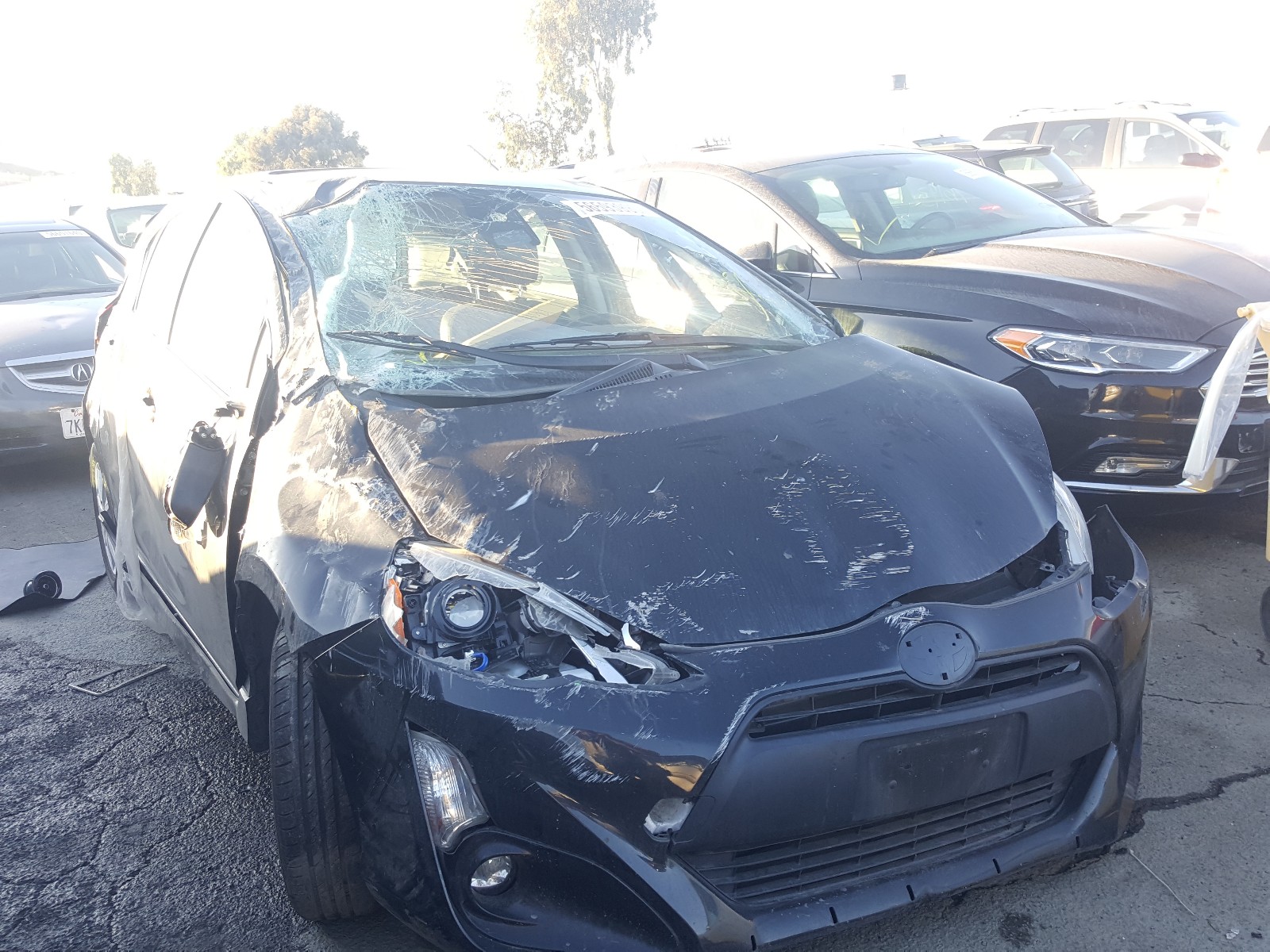 TOYOTA PRIUS C 2017 jtdkdtb32h1592657