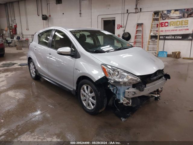 TOYOTA PRIUS C 2017 jtdkdtb32h1594151