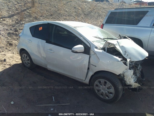 TOYOTA PRIUS C 2013 jtdkdtb33d1549679