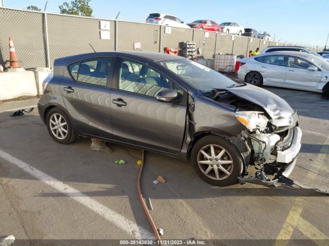 TOYOTA PRIUS C 2014 jtdkdtb33e1072544