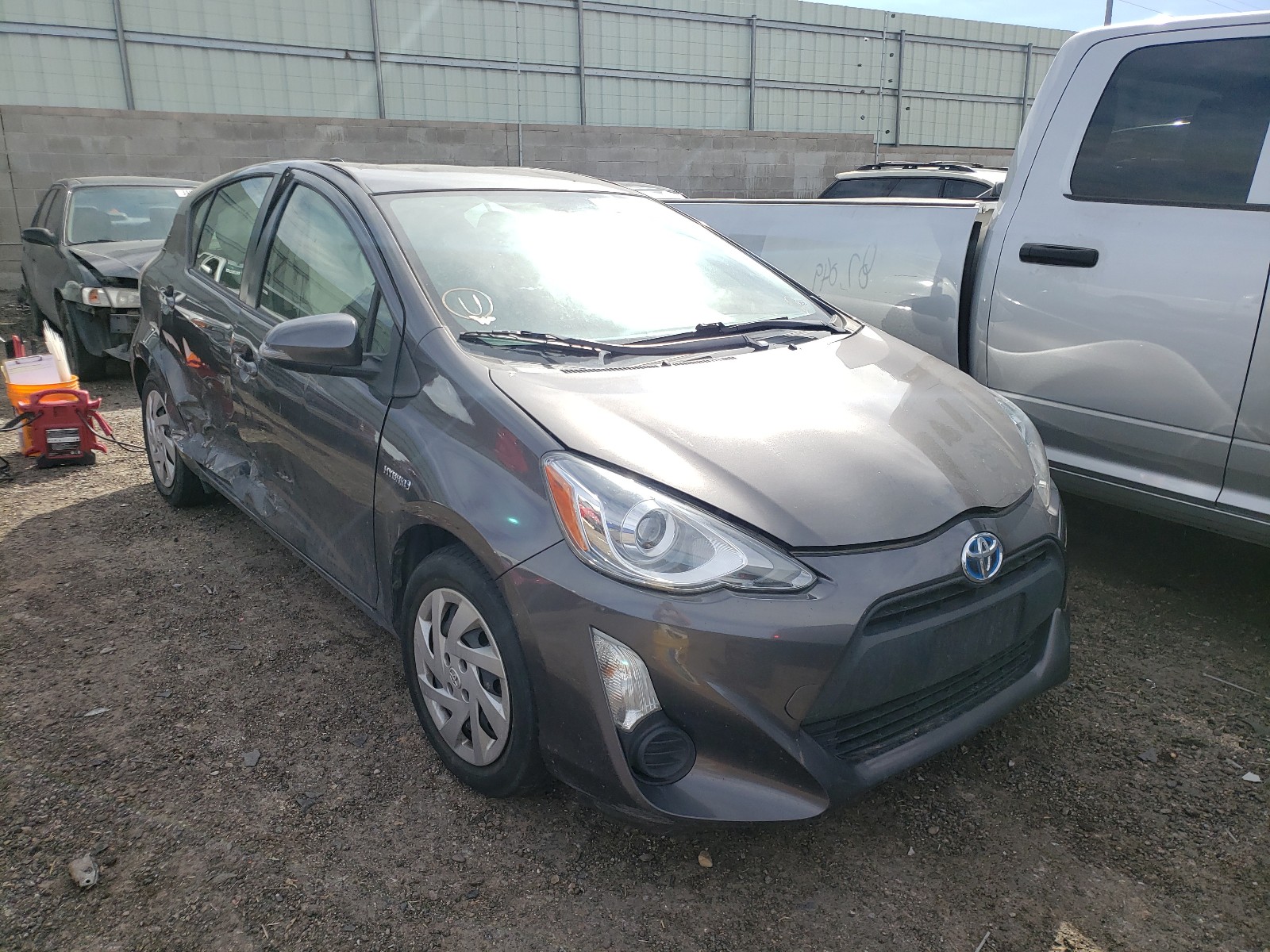 TOYOTA PRIUS C 2015 jtdkdtb33f1575511