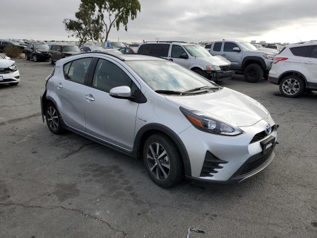 TOYOTA PRIUS C 2018 jtdkdtb33j1620150