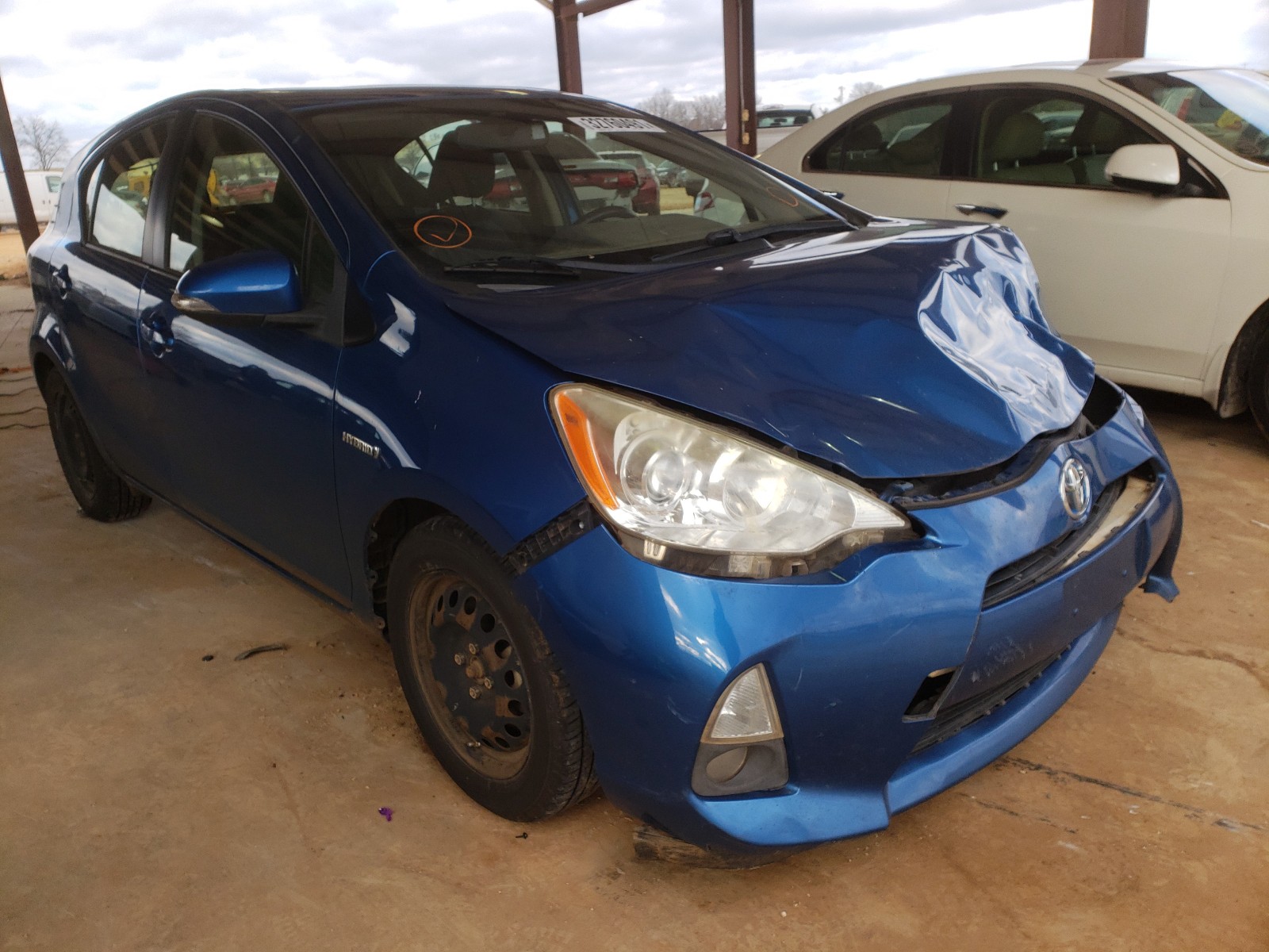 TOYOTA PRIUS C 2013 jtdkdtb34d1546046