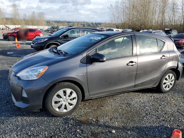 TOYOTA PRIUS C 2014 jtdkdtb34e1568338