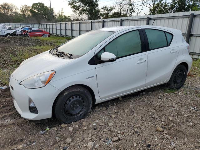 TOYOTA PRIUS C 2014 jtdkdtb34e1570218