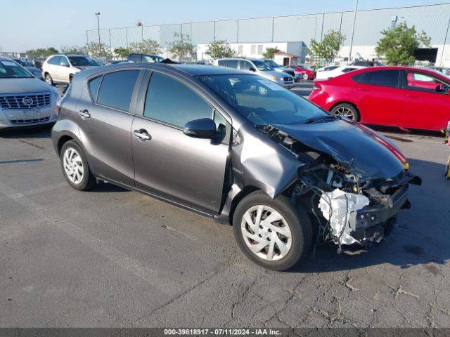 TOYOTA PRIUS C 2015 jtdkdtb34f1581026