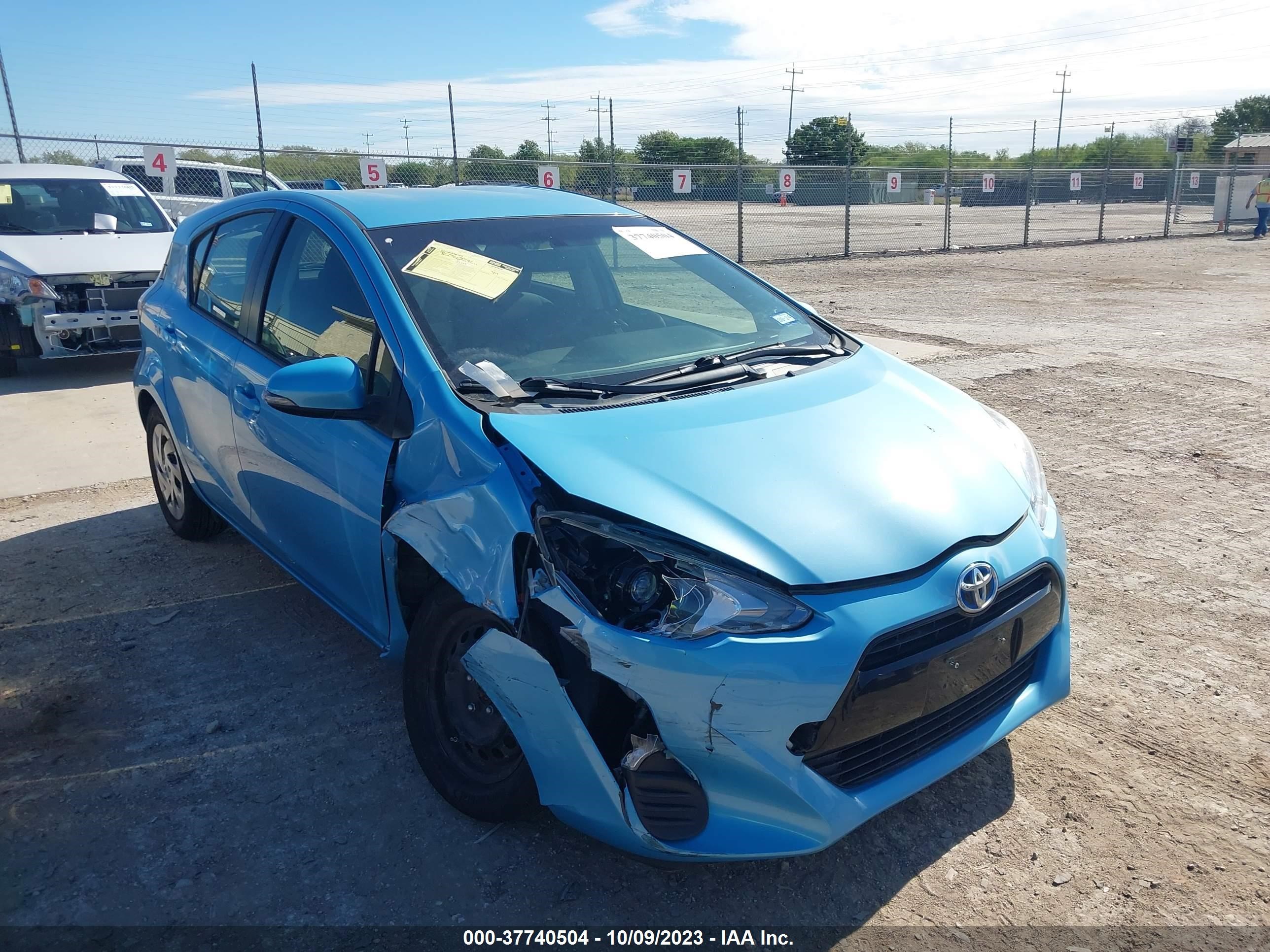 TOYOTA PRIUS C 2016 jtdkdtb34g1125724