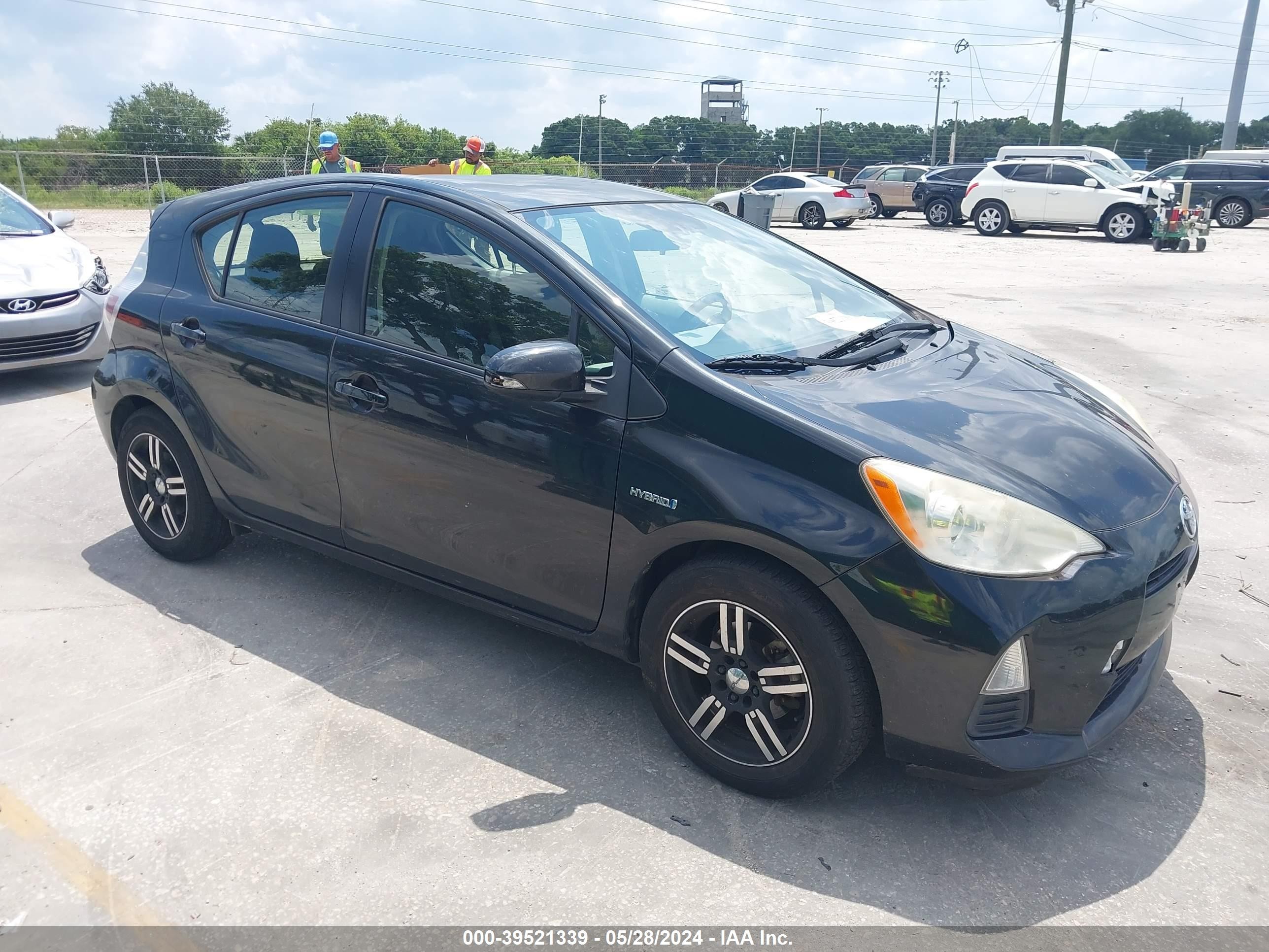 TOYOTA PRIUS C 2012 jtdkdtb35c1517797