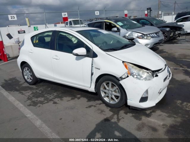 TOYOTA PRIUS C 2013 jtdkdtb35d1035297