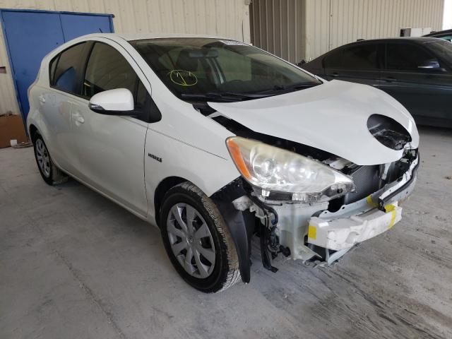 TOYOTA PRIUS C 2013 jtdkdtb35d1058496