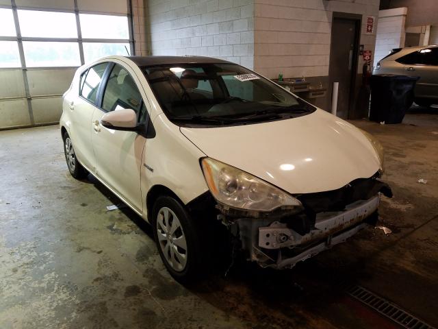 TOYOTA PRIUS C 2013 jtdkdtb35d1546637