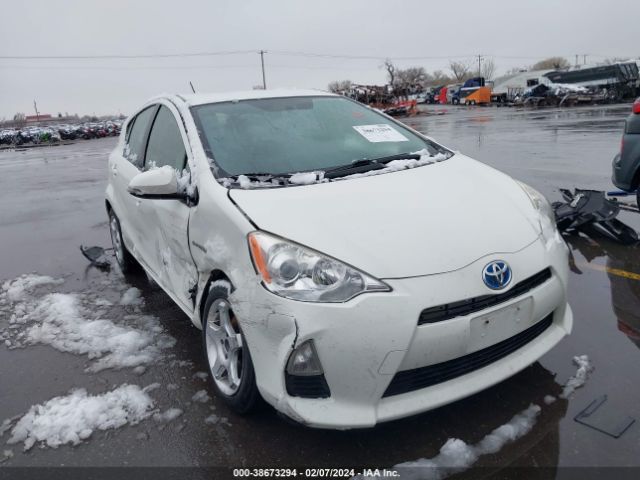 TOYOTA PRIUS C 2013 jtdkdtb35d1548517