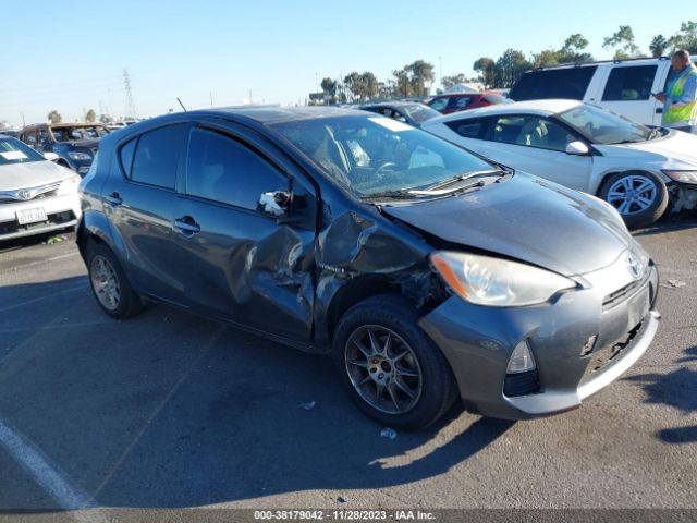 TOYOTA PRIUS C 2013 jtdkdtb35d1549389