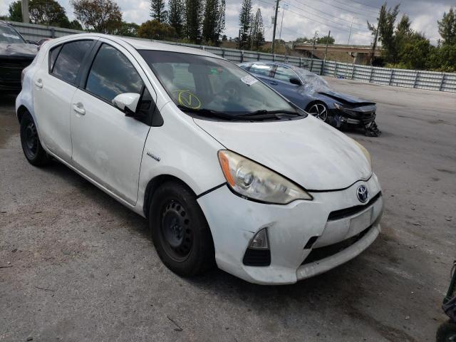 TOYOTA PRIUS C 2014 jtdkdtb35e1558014